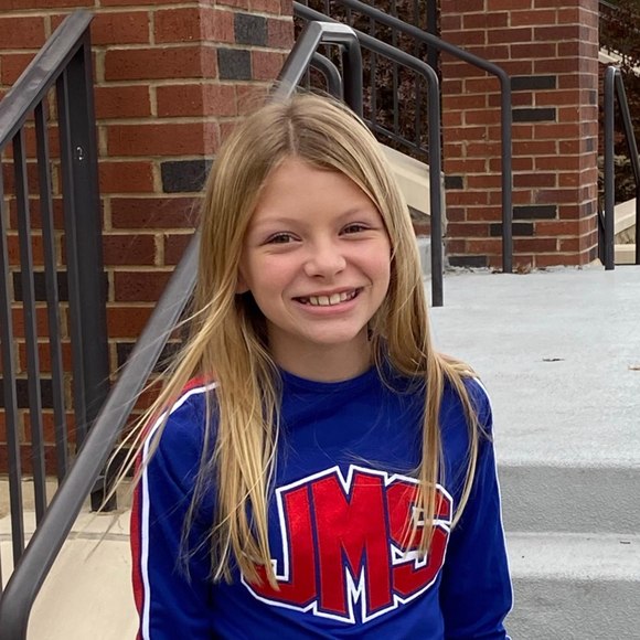 Meet your Posher, Lily - Picture 1 of 1